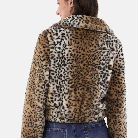 Chic Leopard Print Faux Fur Coat - Picture 4 of 12